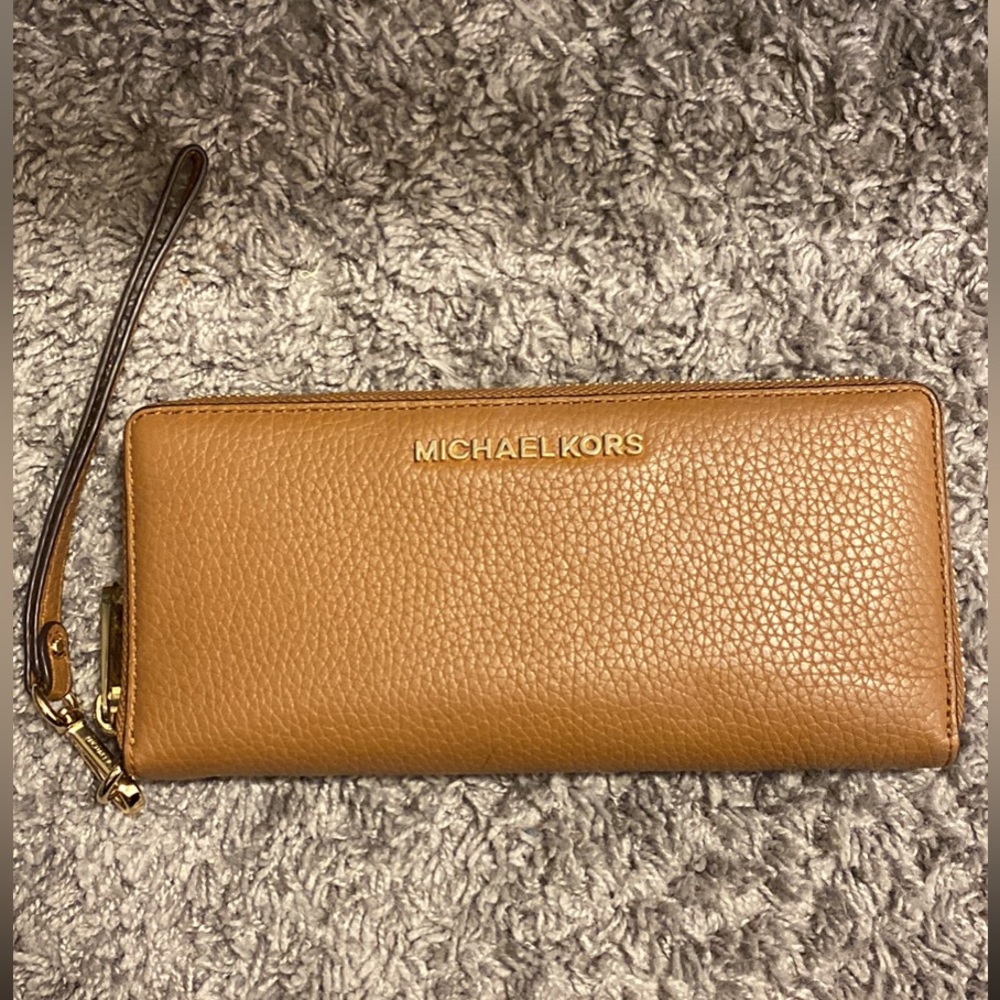 Michael Kors wallet